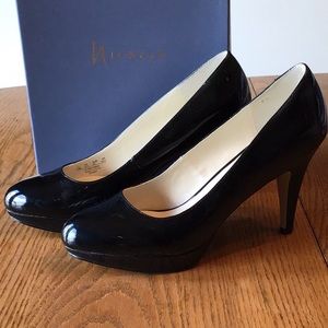Women’s Black Pumps